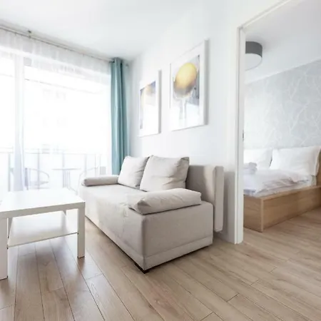 Baltic Apartments Main Town Towers Gdansk Exterior photo